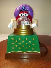 M & Ms Red Fortune Teller