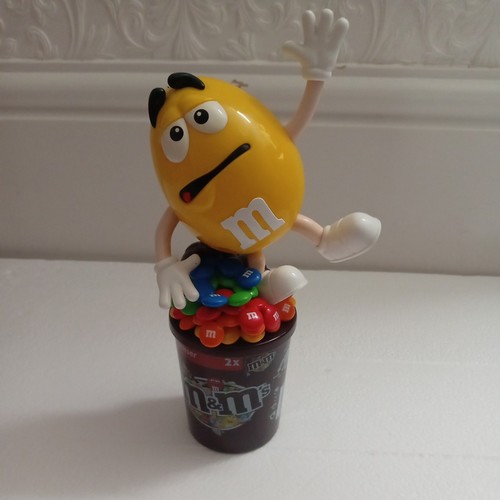 Yellow as falling down - mr,