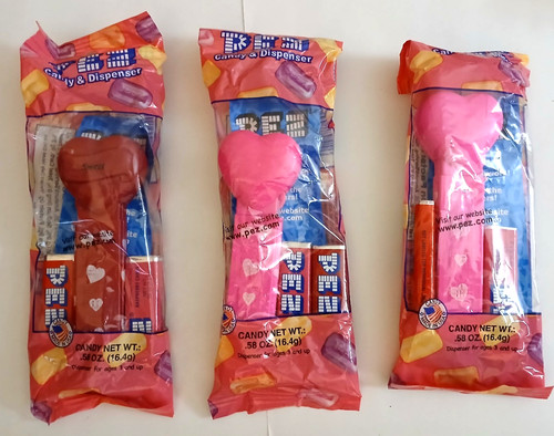 Pez despensers 1996 - pez,