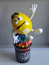 M&M Mr Yellow As Falling Down