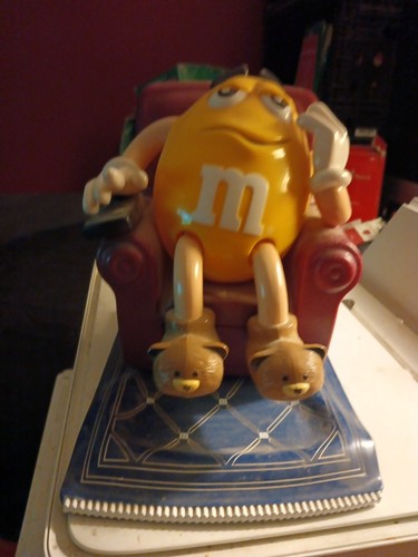 Lasychair despenser - m&m,